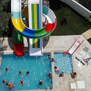 Apart Otel Nesa, Kuşadası